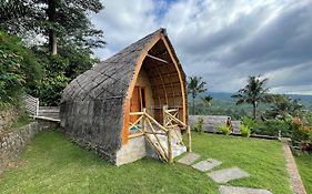 Villa Bambu Rinjani & Restaurant